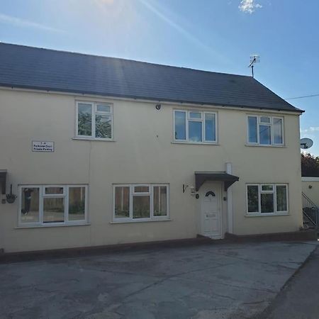 Central Windsor 2 Bedroom Flat With Free Parking Exteriör bild